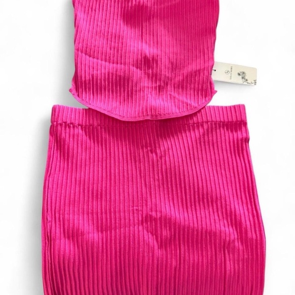 Pink Two-Piece Set - Picture 8 of 8